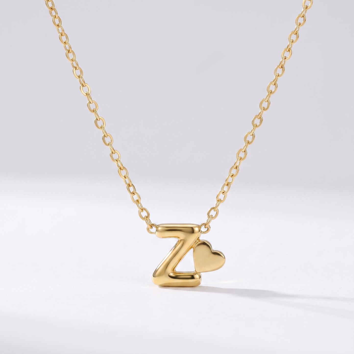 Colar letra Z dourado com coração, colar personalizado feminino em aço inoxidável resistente à água.