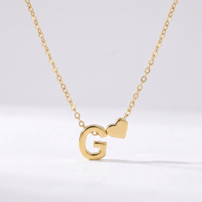 Colar letra G dourado com coração, colar personalizado feminino em aço inoxidável resistente à água.