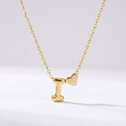 Colar letra I dourado com coração, colar personalizado feminino em aço inoxidável resistente à água.