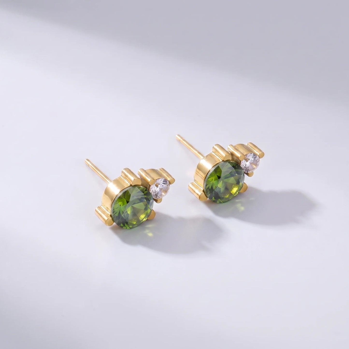Brincos pedra de nascimento Agosto — Peridoto