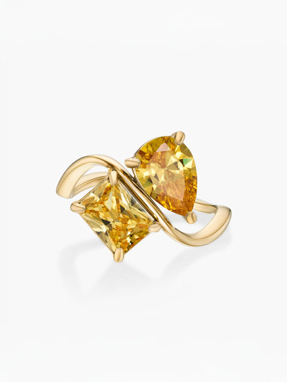 Anel duas pedras Novembro-Citrino (pera) e Novembro-Citrino (retângulo) dourado
