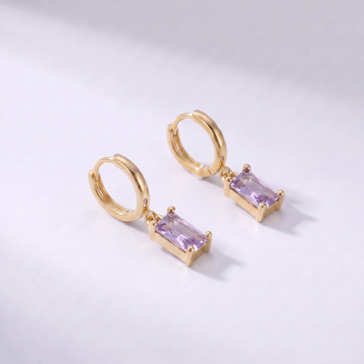 Brincos retângulo pedra de nascimento Junho — Alexandrite