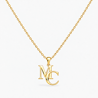 Colar dourado personalizado com duas iniciais M e C