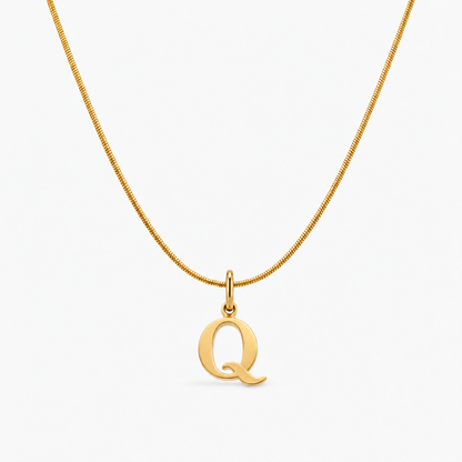 Colar personalizado dourado com inicial Q
