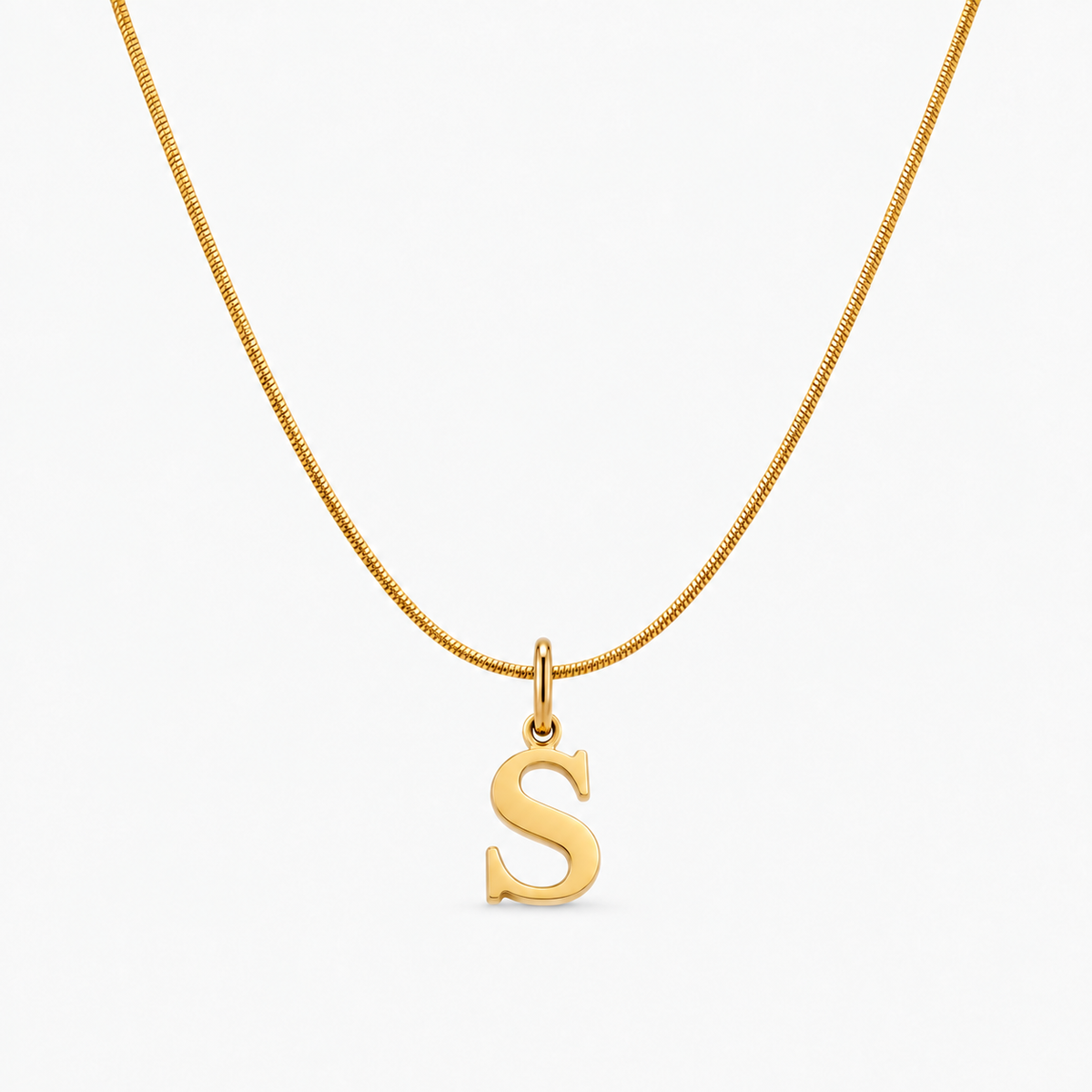 Colar personalizado dourado com inicial S