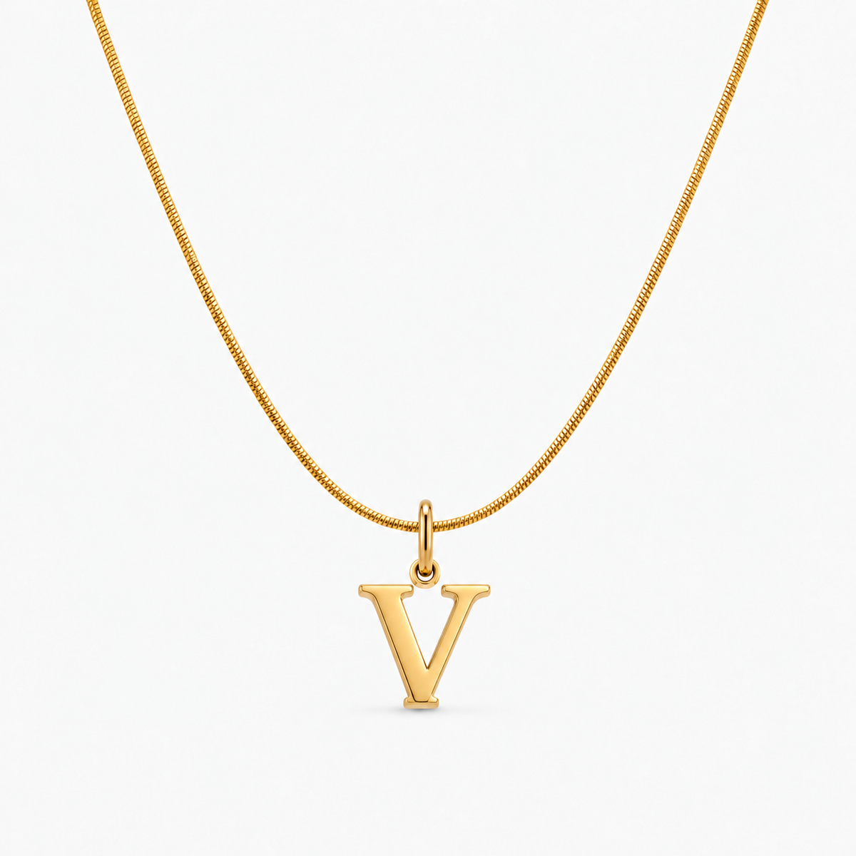 Colar personalizado dourado com inicial V