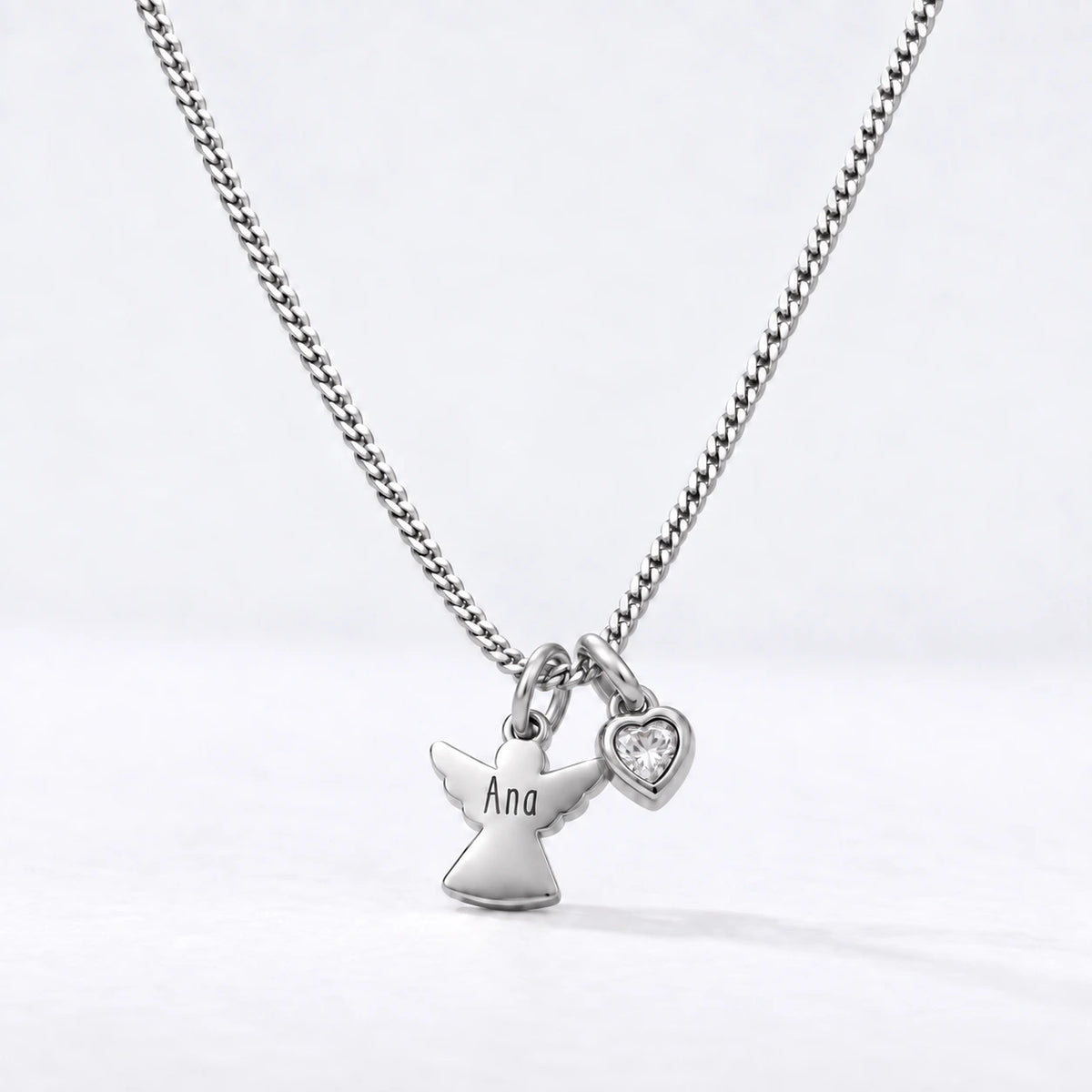 Colar Anjo com Nome prateado — Abril — Diamante