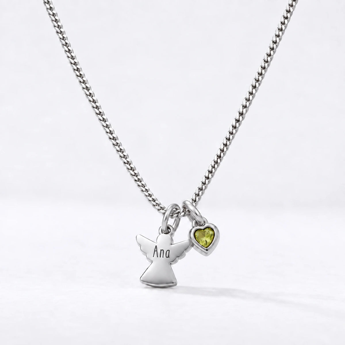Colar Anjo com Nome prateado — Agosto — Peridoto