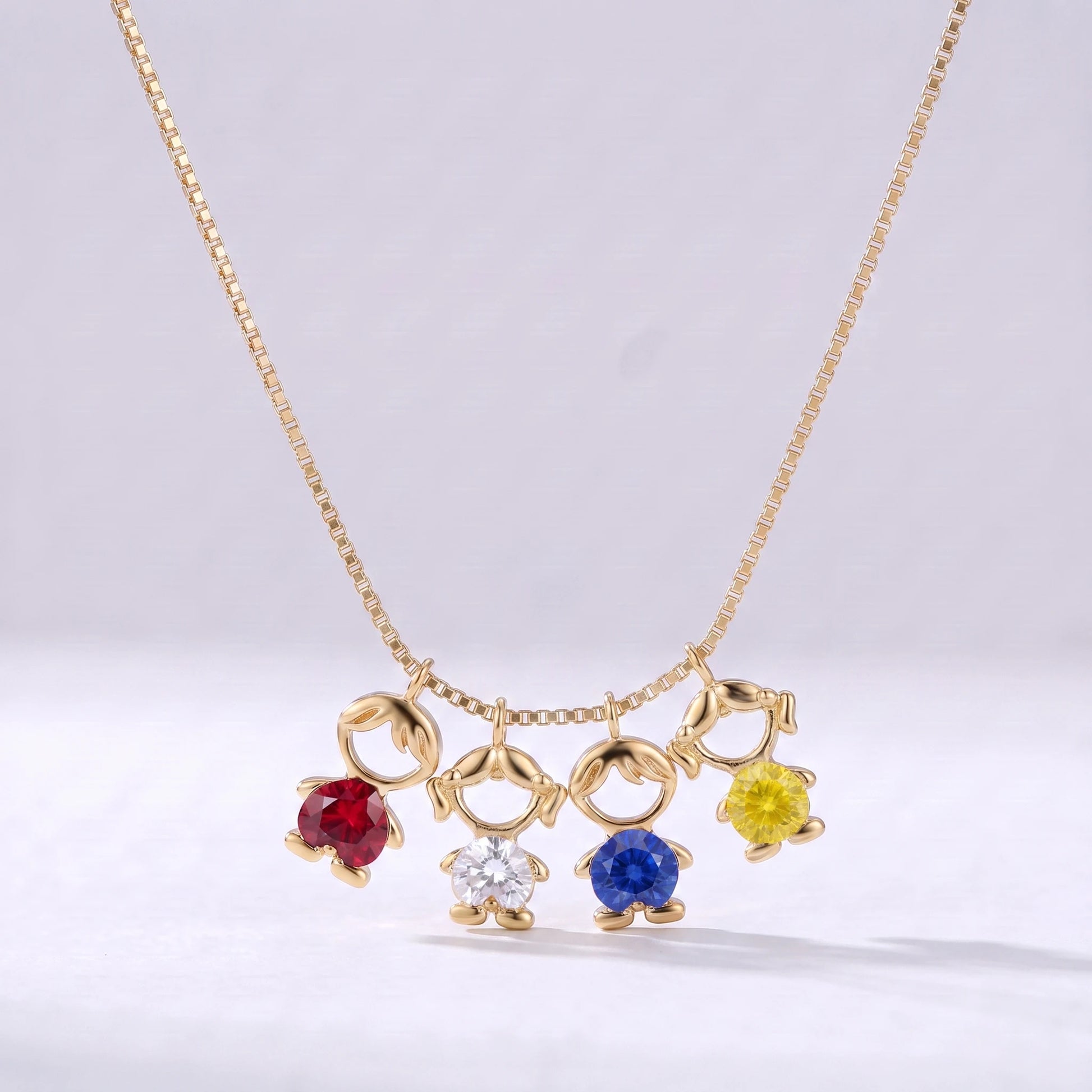 Colar bead com 4 pendentes menino e menina — exemplo família