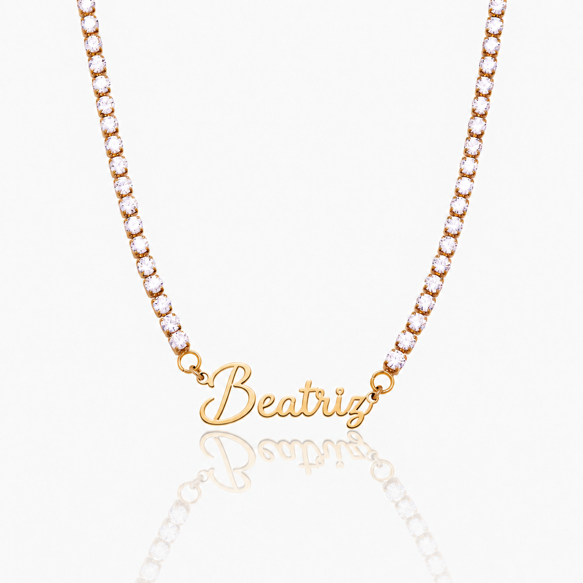 Colar Nome Brilhante dourado personalizado com Beatriz