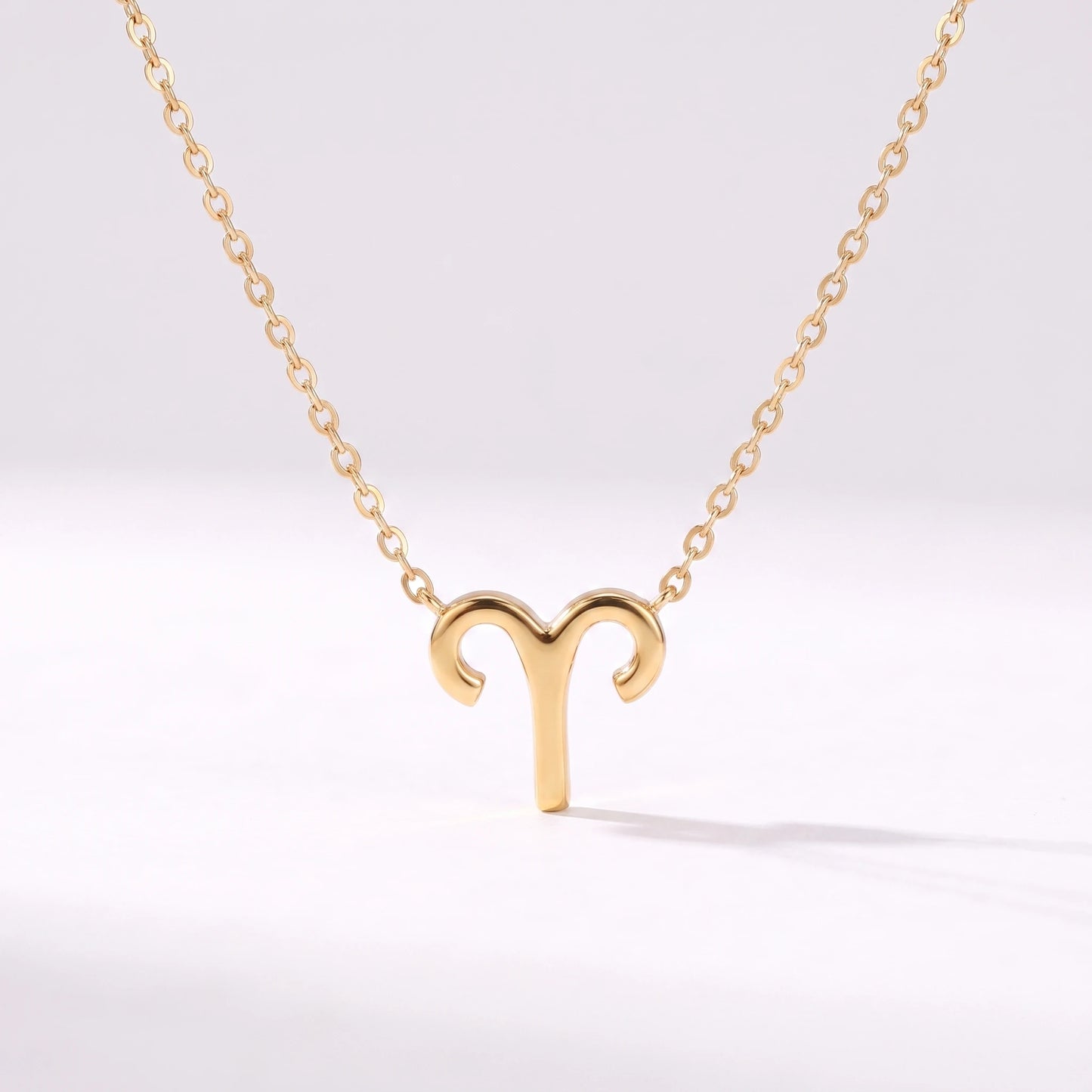 Colar símbolo do zodíaco Carneiro dourado