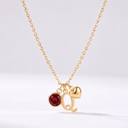 Colar letra Q dourado com pedra de nascimento e coração