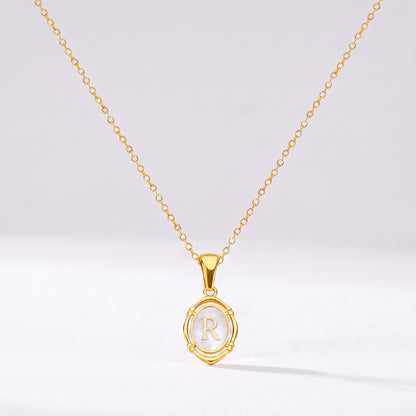 Colar oval com letra personalizada R dourado