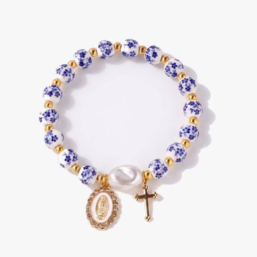 Pulseira azulejo com medalha da Virgem Maria, cruz e pérola